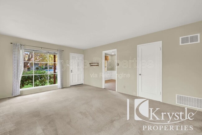 Building Photo - 791 Rosewood Ave