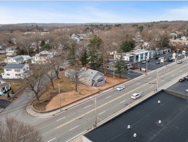 Building Photo - 735 Washington St