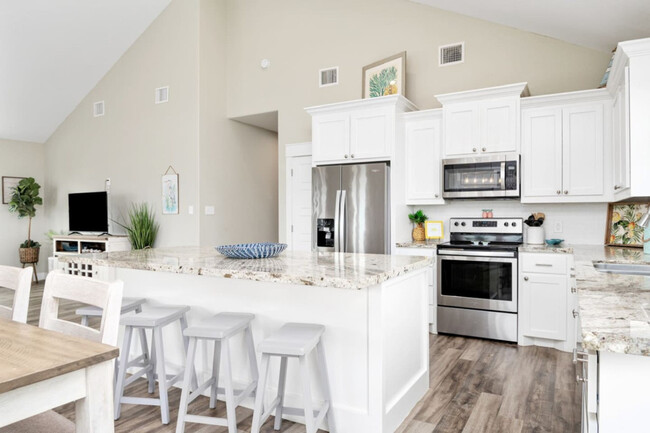 Building Photo - 951 Gulf Shores Dr