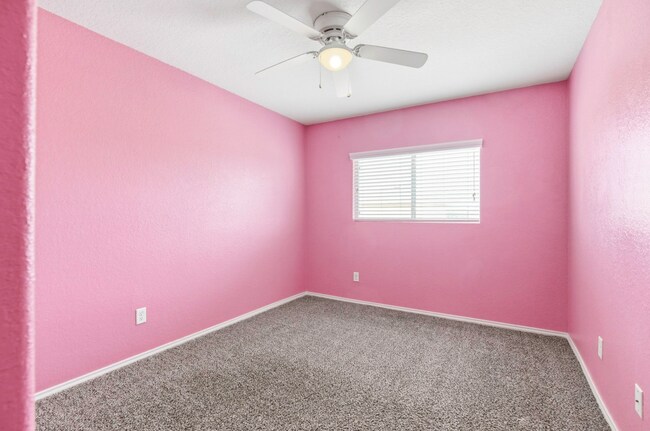 Building Photo - 12114 Mountain Pine