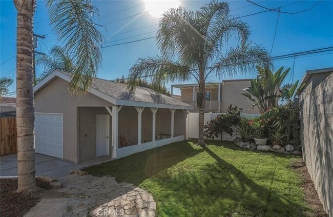 Building Photo - 33895 Alcazar Dr