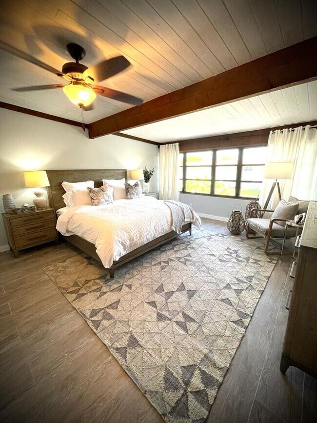 Building Photo - 605 Kensington Pl