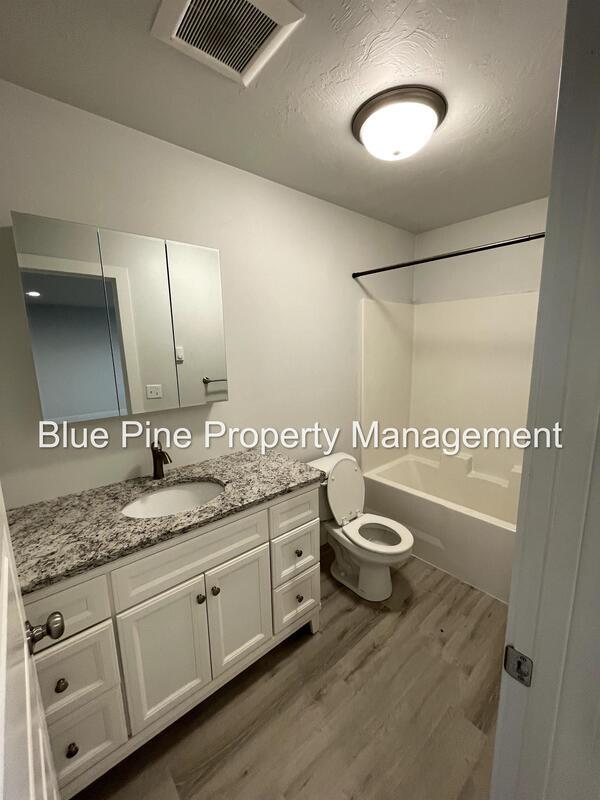 Building Photo - 170 Opal Ct