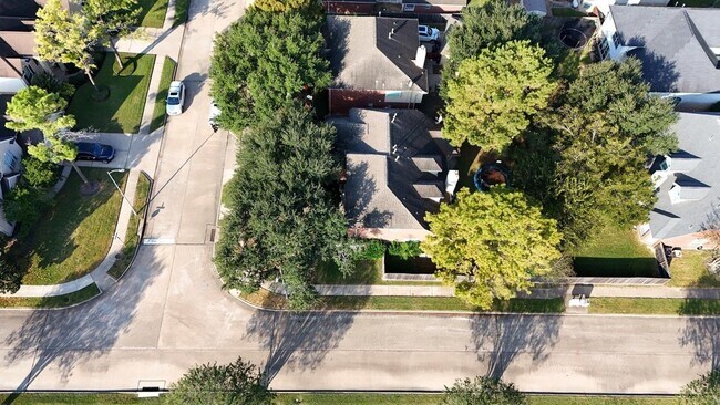 Building Photo - 18502 Berry Leaf Ct