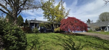 Building Photo - 12935 SW Conestoga Dr