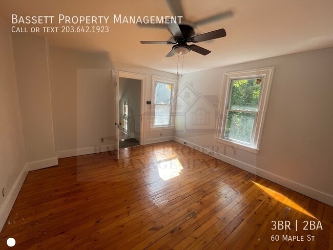 Building Photo - 60 Maple St