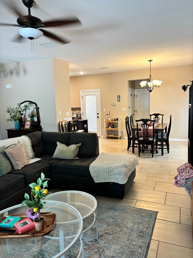 Building Photo - HOME FOR RENT IN THE UPPER VALLEY IN WEST EL PASO