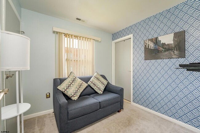 Building Photo - 545 N Connecticut Ave