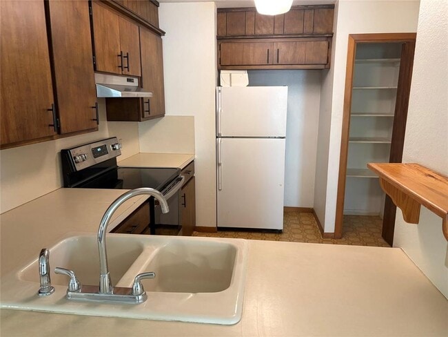 Building Photo - 12421 Lowden Ln