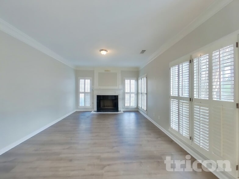 Building Photo - 3341 Rose Ridge