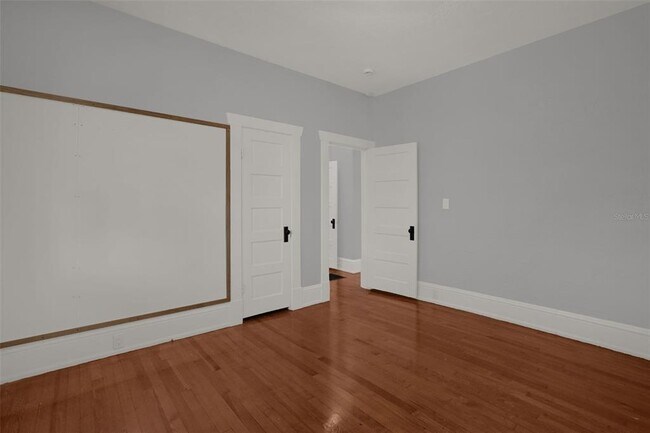 Building Photo - 1629 Ferris Ave