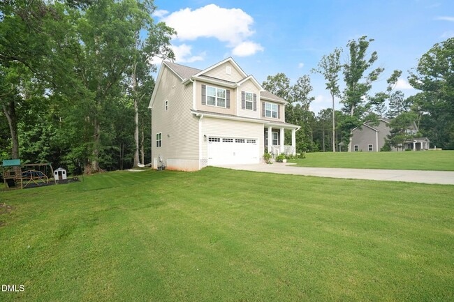 Building Photo - 947 Weatherby Ln