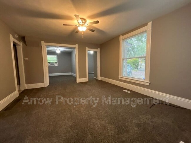 Building Photo - 445 N 25th St