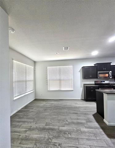 Building Photo - 6213 Blacksmith Ave