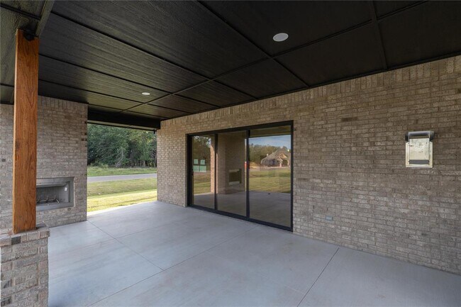 Building Photo - 12616 Velvet Ash Ave