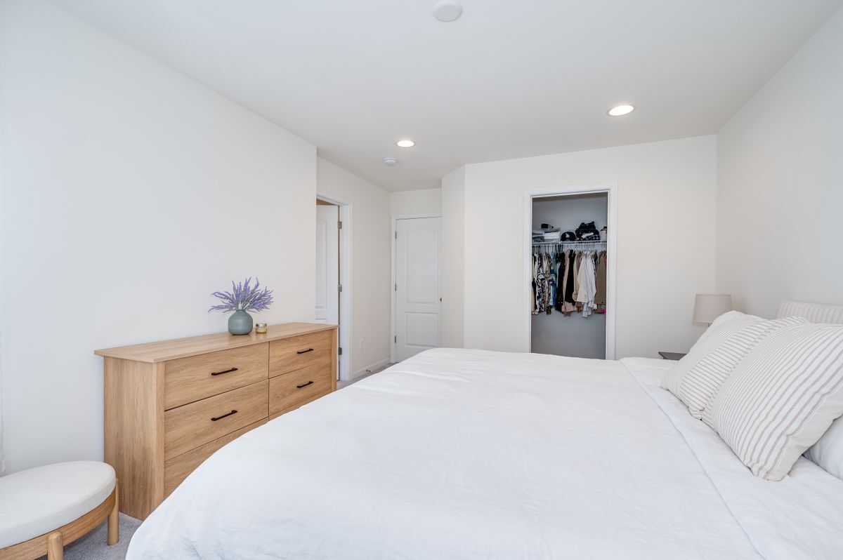 Building Photo - 64 Tate Manor Dr