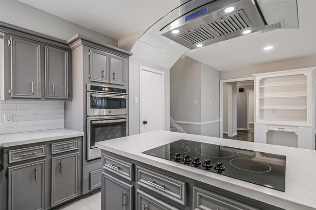 Building Photo - 20506 Park Pine Ln