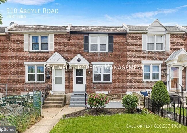 Building Photo - 910 Argyle Rd