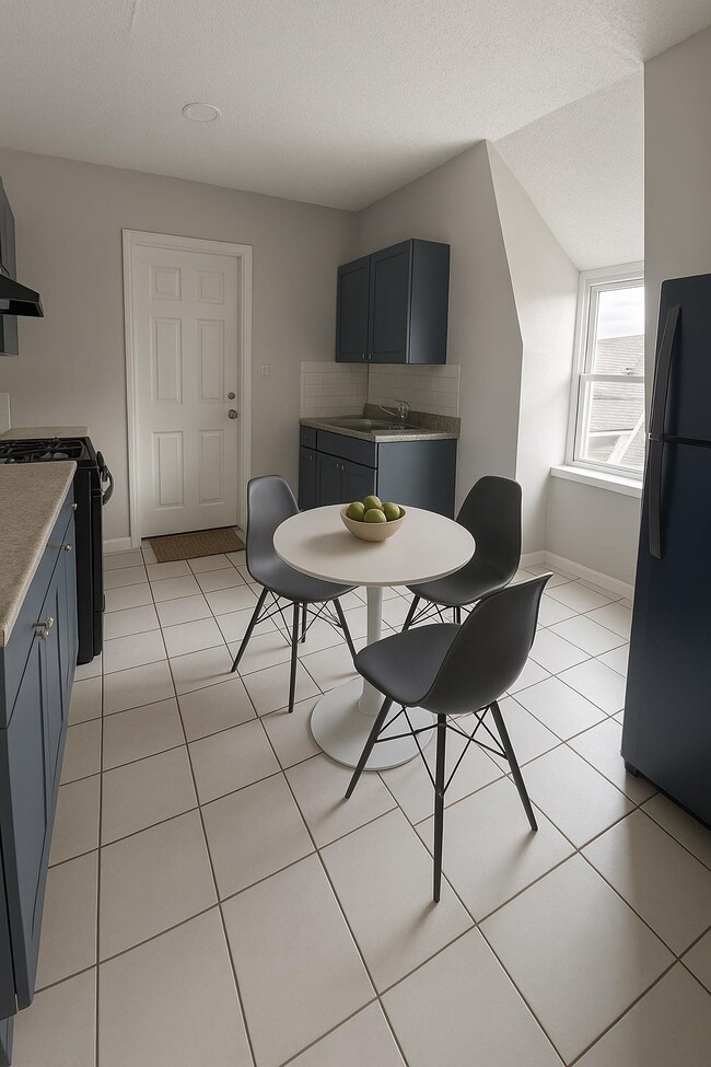 Building Photo - 649 Mt Prospect Ave