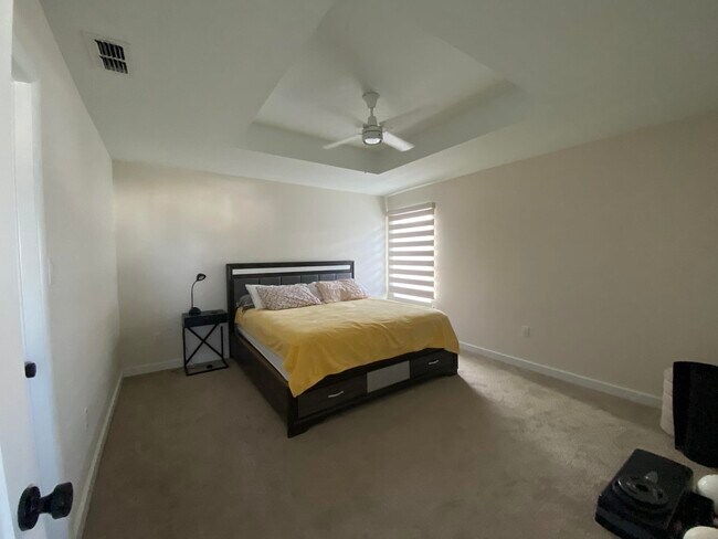 Building Photo - 1232 Sambar Lp