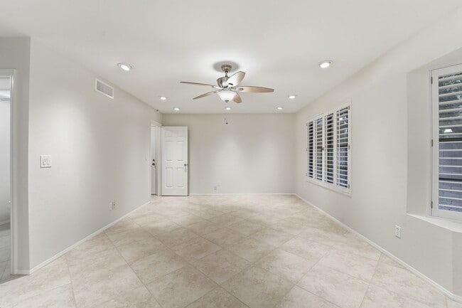 Building Photo - Beautiful 3 Bed/ 2.5 Bath Scottsdale Home I Near Kierland - Prime Location