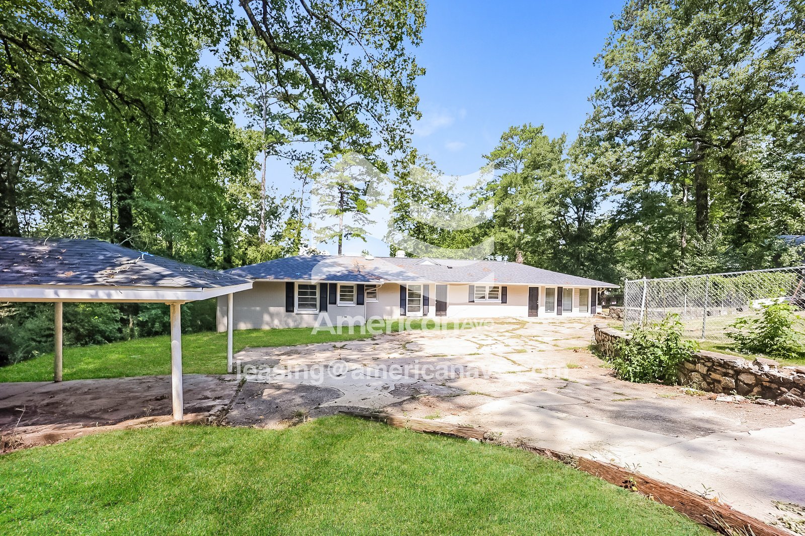 Building Photo - 3912 Mosley Dr