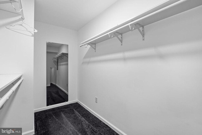 Building Photo - 604 Iva Ln