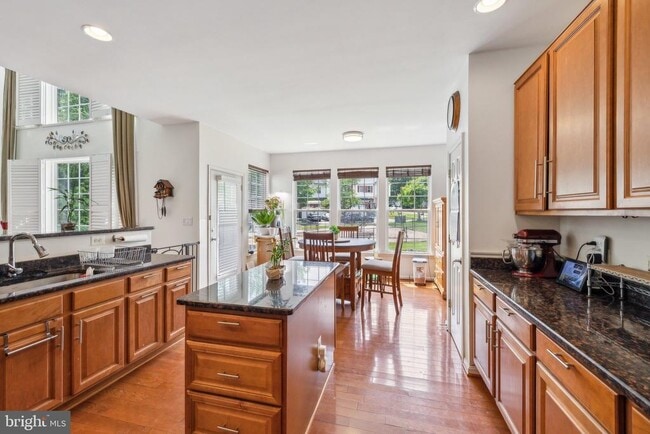 Building Photo - 4843 Montega Dr
