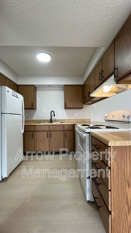 Building Photo - 2323 T St