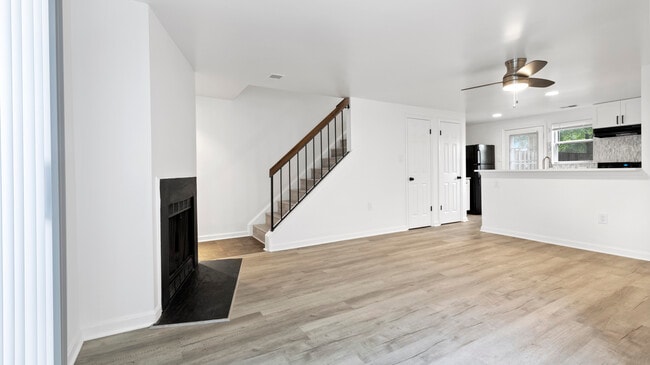 Building Photo - 4389 Pembrook Village Dr
