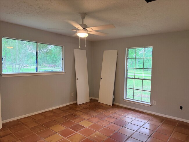 Building Photo - 2314 Roman Forest Blvd