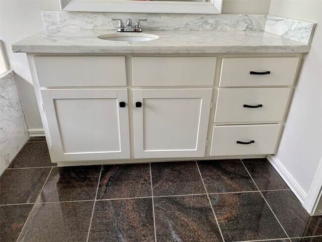 Building Photo - 6723 Del Rio St