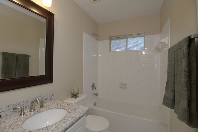 Building Photo - 67 N Veranda Ridge Dr