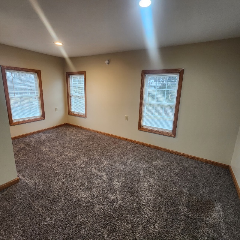 Building Photo - 2285 Hixton Rd