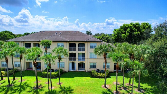 Building Photo - 2020 Greenview Shores Blvd