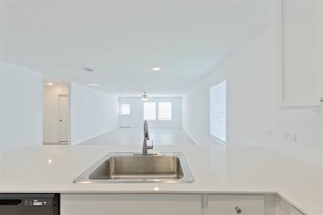 Building Photo - 814 Ginkgo Wy