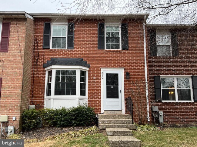 Building Photo - 310 Rambling Ridge Ct