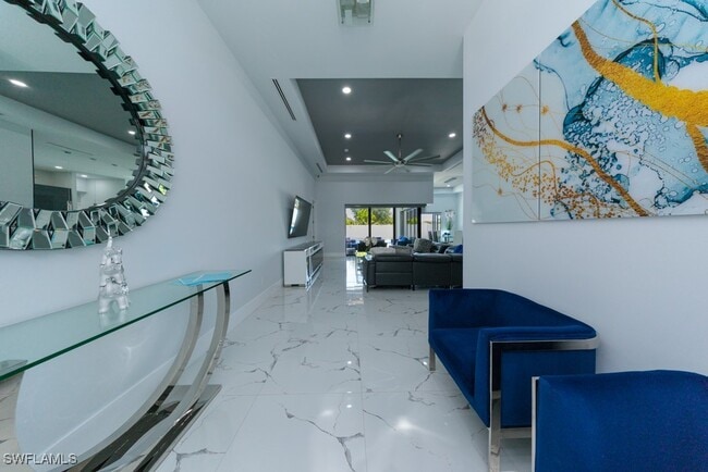Building Photo - 4024 Chiquita Blvd S