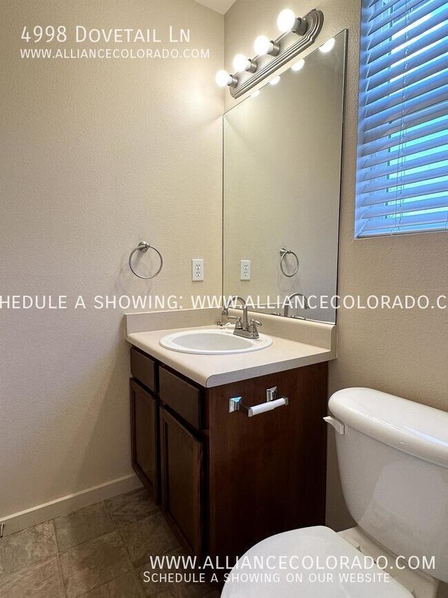 Building Photo - 4998 Dovetail Ln