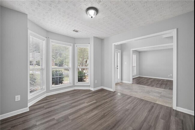 Building Photo - 530 Sterling Pointe Ct NW