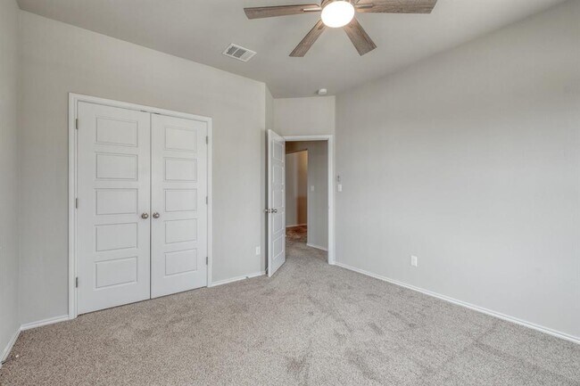 Building Photo - 16920 John Michael Dr