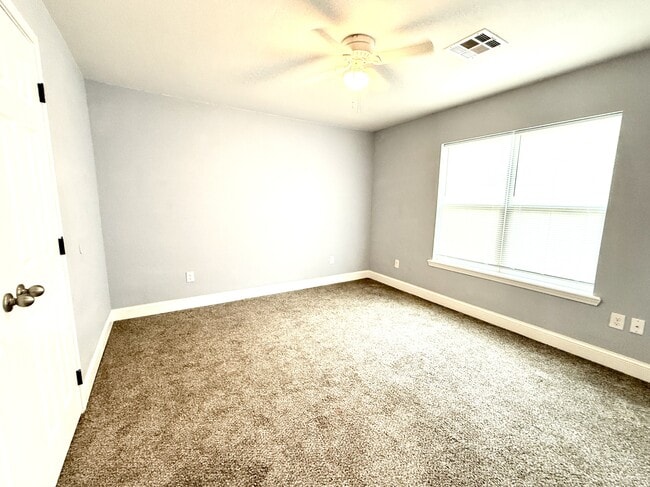 Building Photo - 1222 Hargrove St