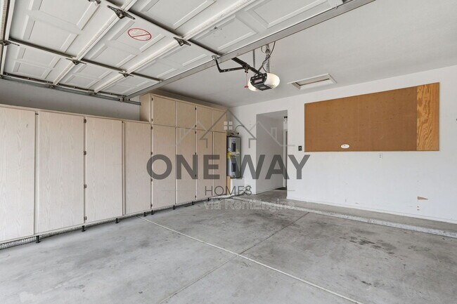 Building Photo - 15121 N 93rd Way