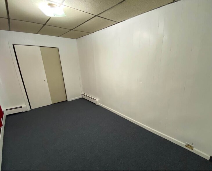 Building Photo - 1015 Walnut St