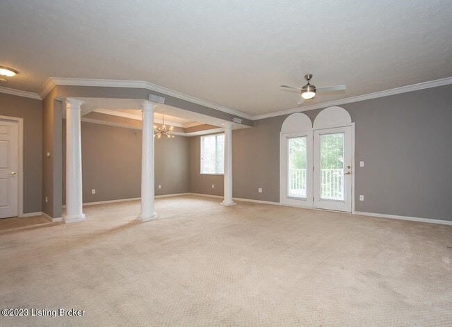 Building Photo - 2704 Bradford Commons Dr