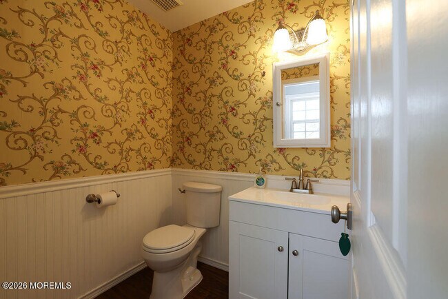 Building Photo - 12 Osbourne Ct