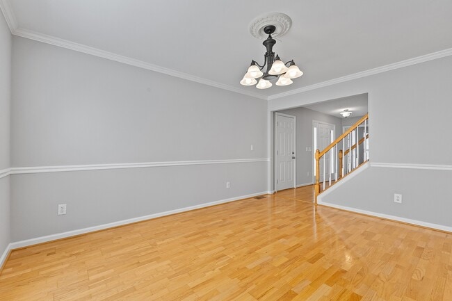 Building Photo - 2112 Echo Glen Ln