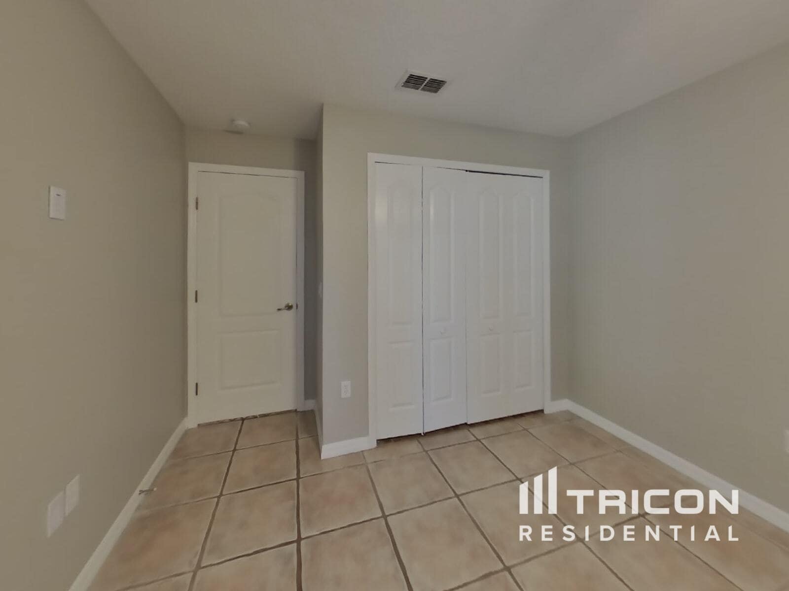 Building Photo - 1427 Brayton Cir