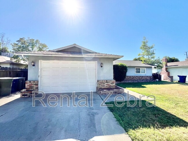 Building Photo - 2747 Branco Ave
