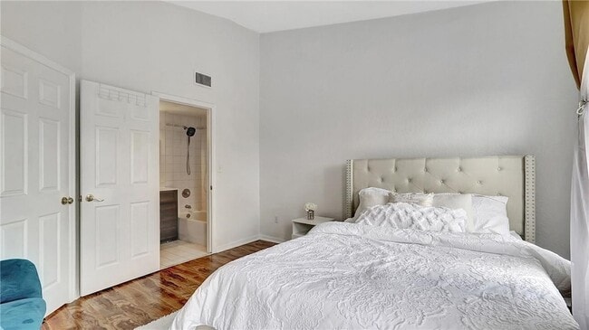 Building Photo - 771 SW 148th Ave